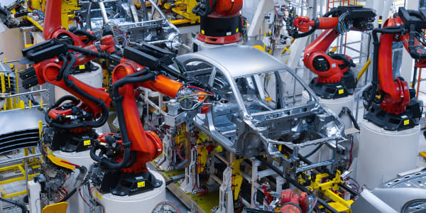 gloria automobil 16x9