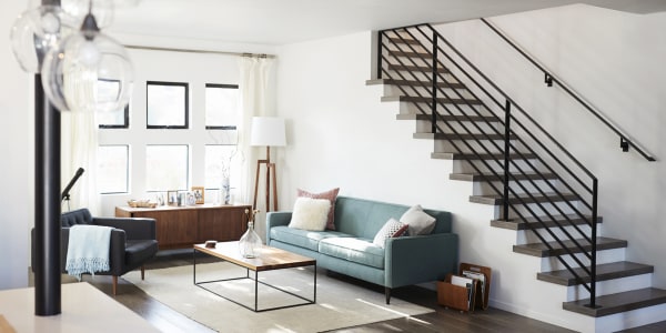 gloria living room 16x9