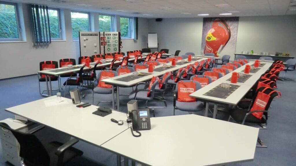 schulungsraum f6 16x9